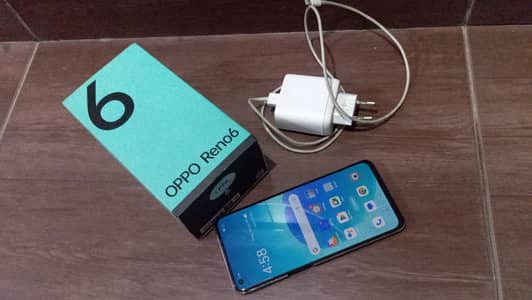 OPPO Reno6