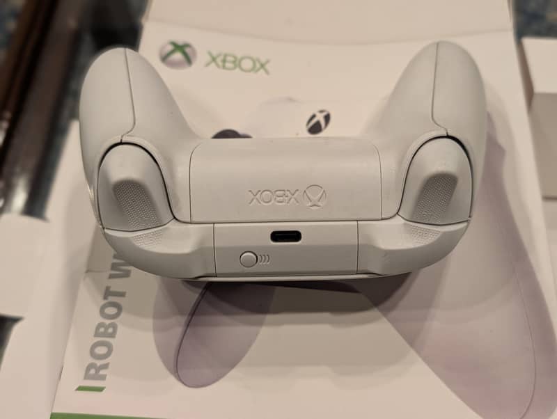 Xbox Series Controller 4