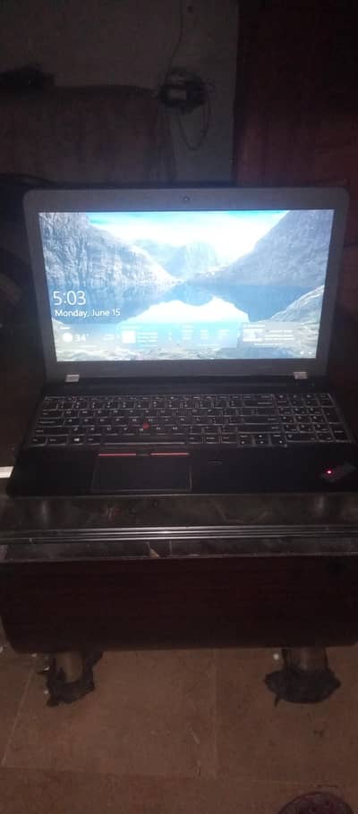 Lenovo E550