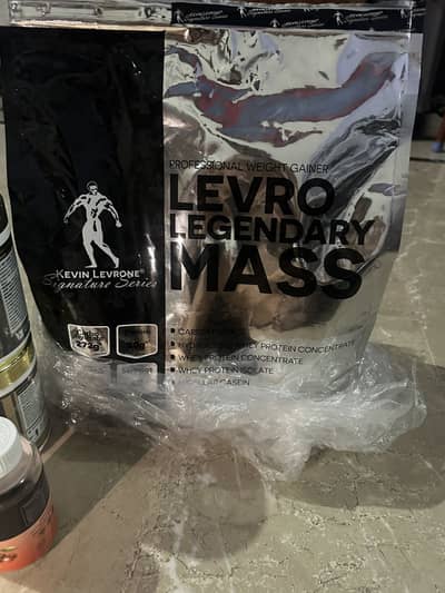 Legendary mass gainer Kevin leveron signature series