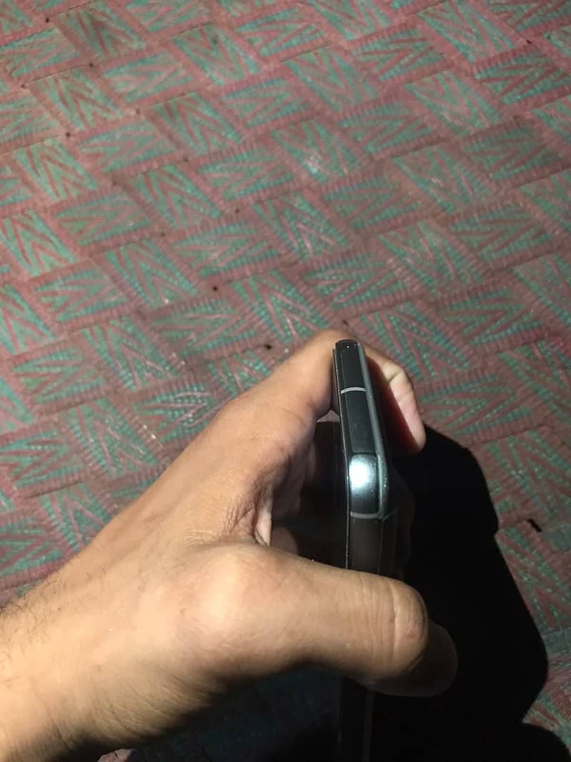 Google Pixel 8 2