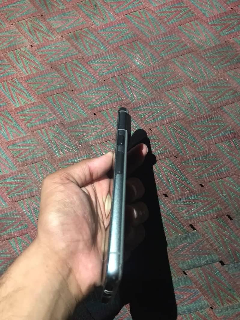 Google Pixel 8 3