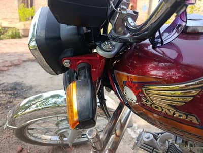 | Honda | CD 70 | Model 2025 | Condition 10/10 |