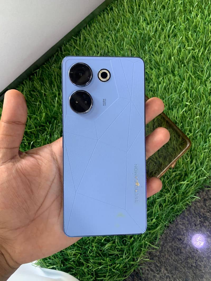 Tecno CAMON 20 0