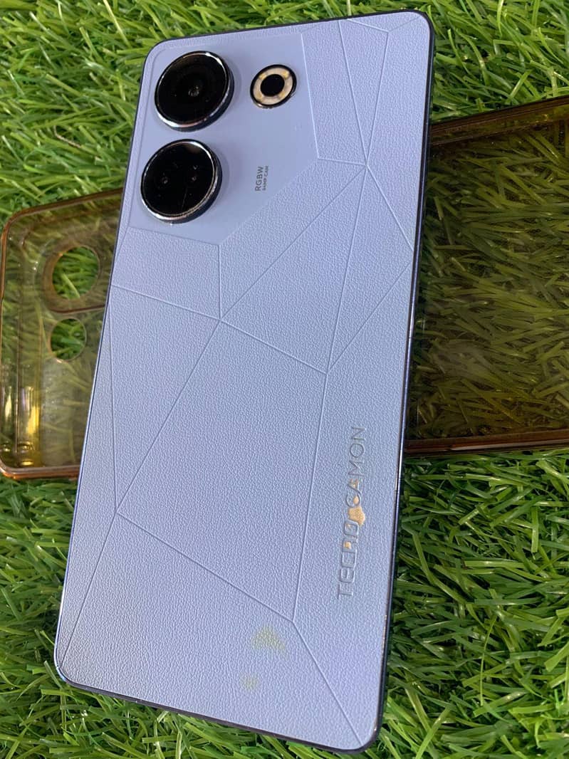 Tecno CAMON 20 4