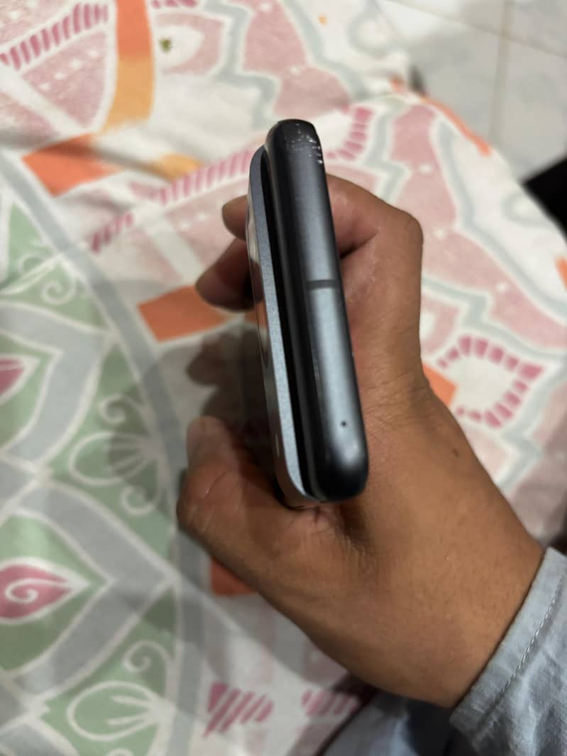 Google Pixel 8 3