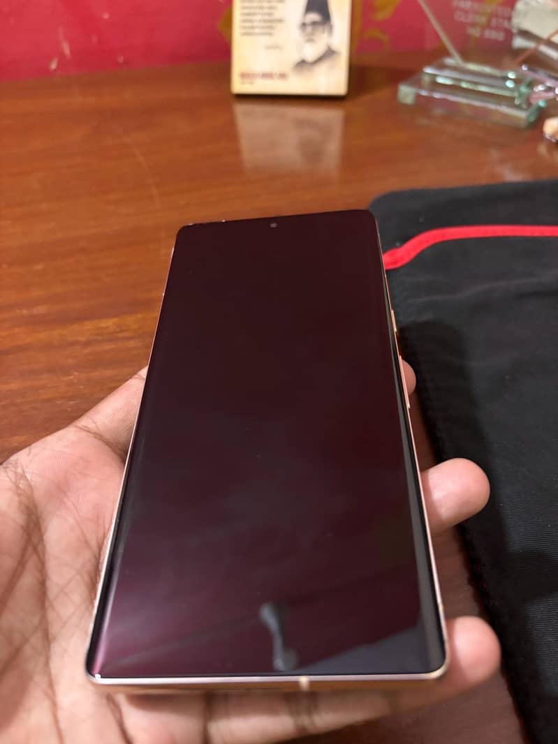 Google Pixel 7 Pro 6