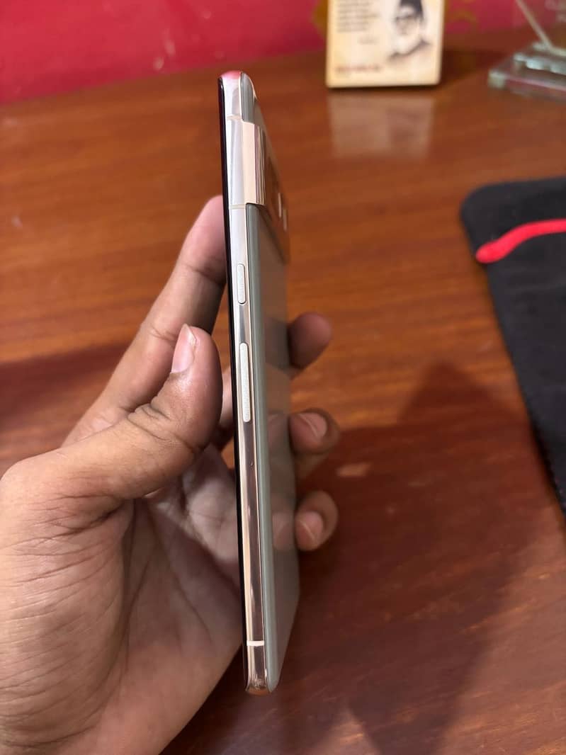 Google Pixel 7 Pro 10