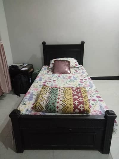wooden single bads with matras