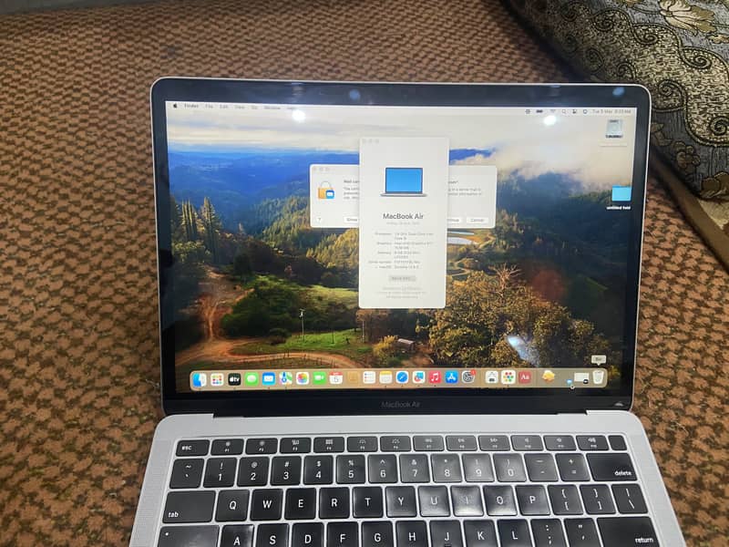 MacBook 2