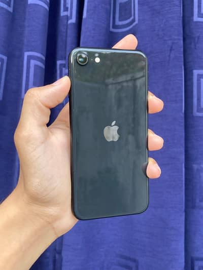 iPhone SE 2020 64GB NON PTA icloud