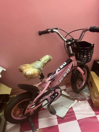 bicycle seat bilkol new hy plastic bhe nhi utari