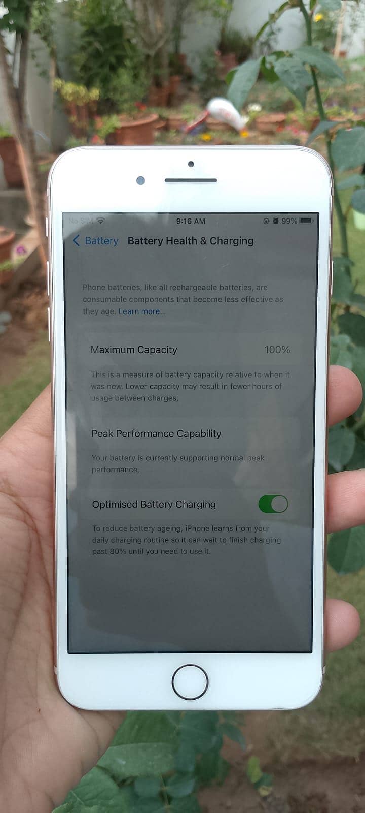 Apple iPhone 8 Plus with android 6