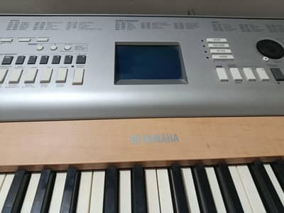 Yamaha DGX620