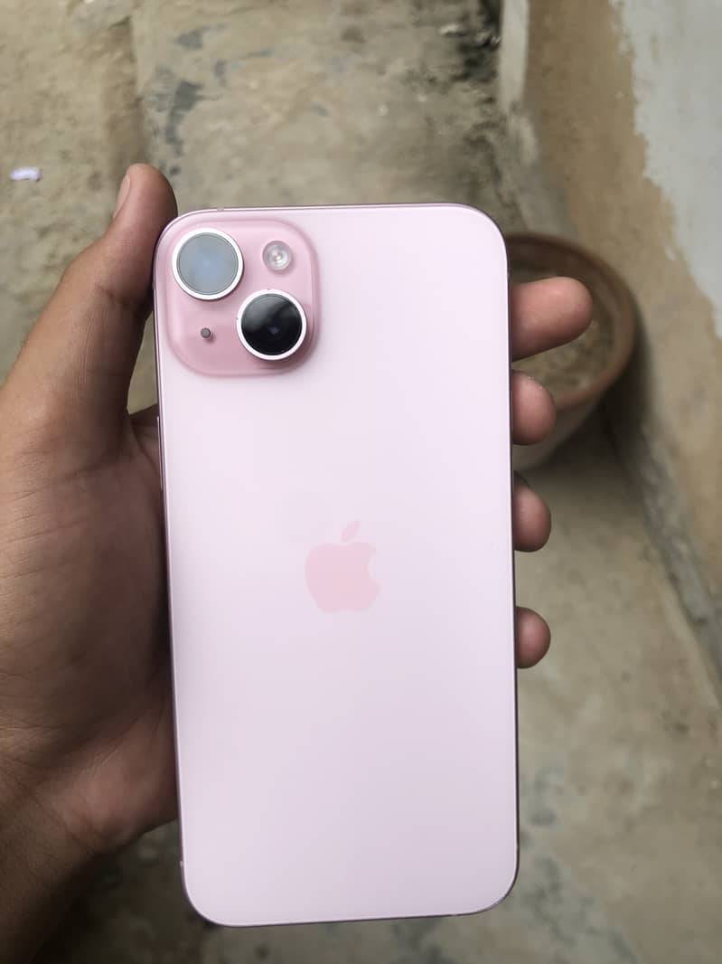 Apple iPhone 15 plus 3