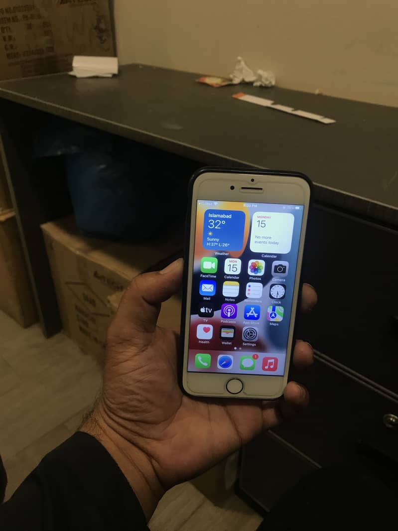 Sim working Apple iPhone 7 1
