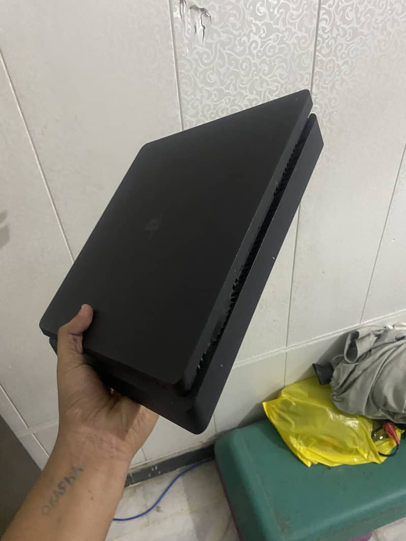 PS4 pro 0