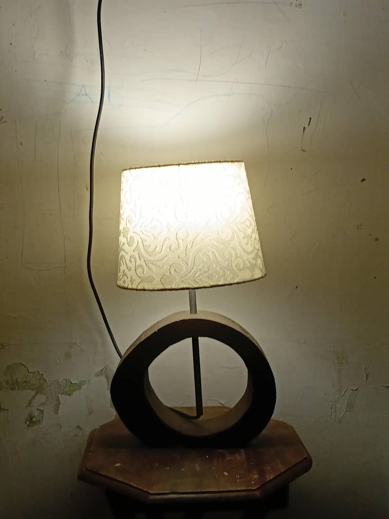 table lamp 0