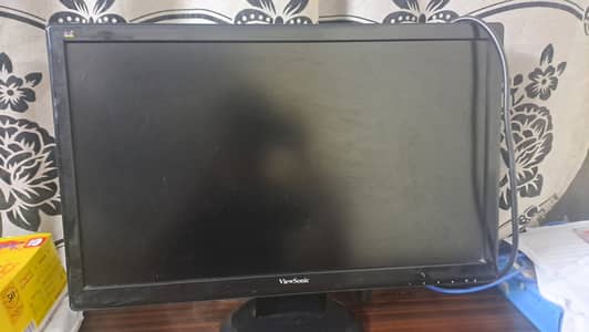 ViewSonic 24" Full HD Monitor– Built-in Speakers – Excell