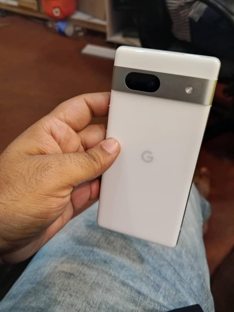 Google Pixel 7A 2