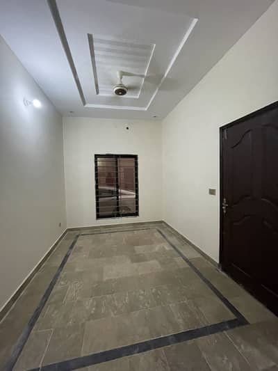 Flats available for rent in pak Arab society