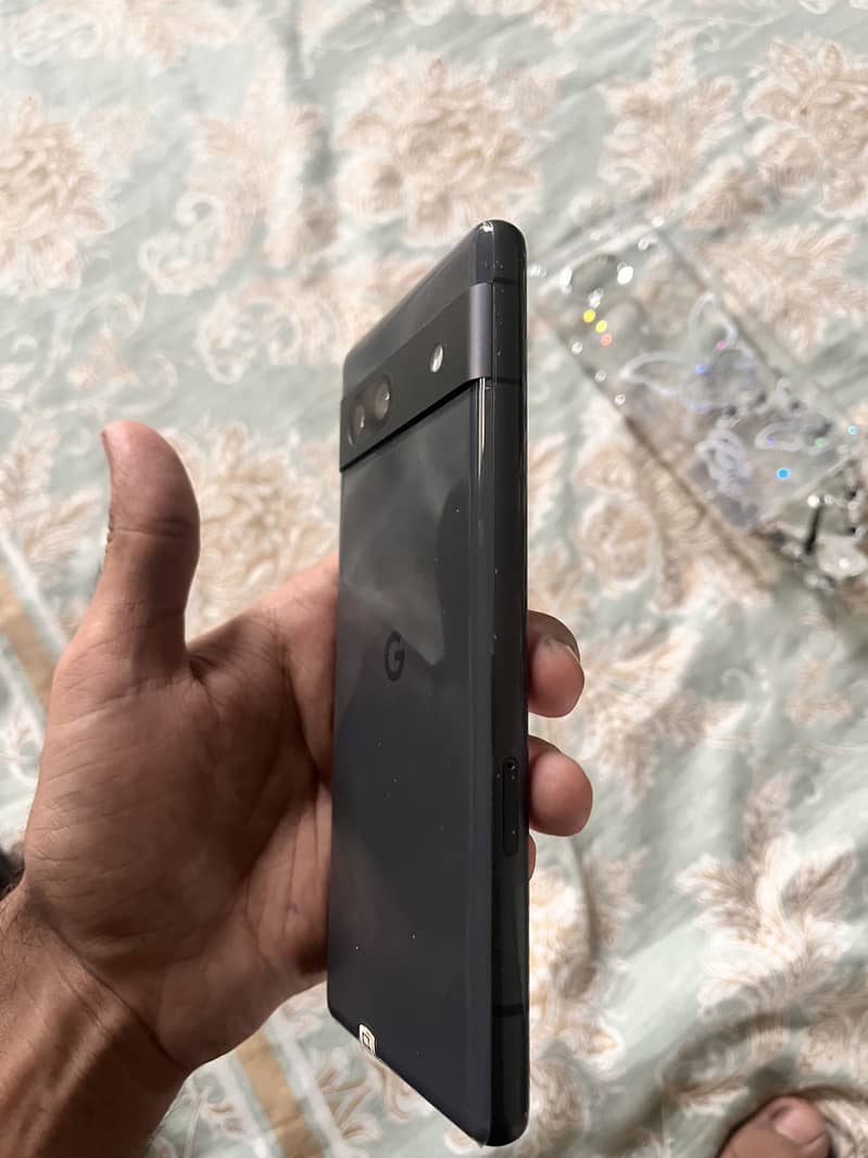 Google Pixel 7a 4