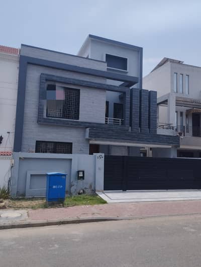 10 Marla House Is Available For Rent In Bahria Orchard Phase 1