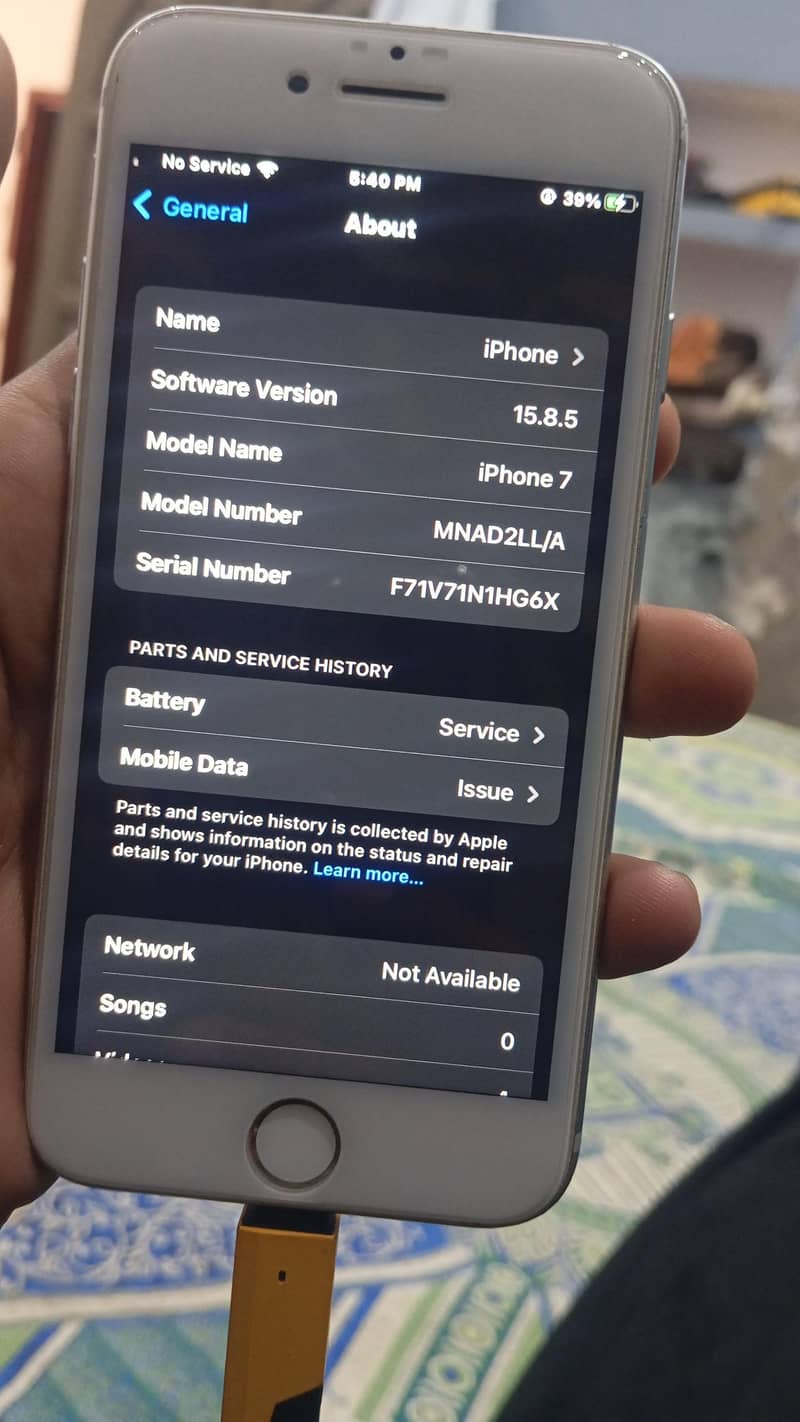 Apple iPhone 7 1
