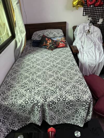 Kids bed and wardrobe
