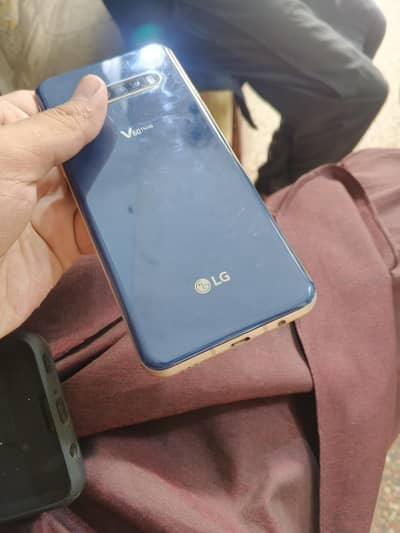 LG V60