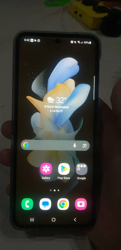 Samsung Mobile Z Flip 4