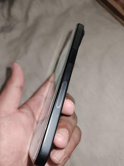 Apple iPhone 15