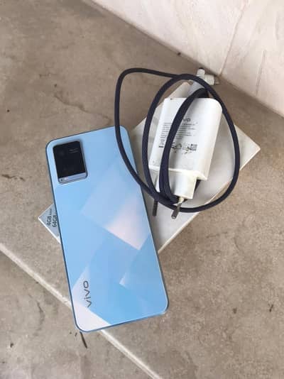 Vivo Y21