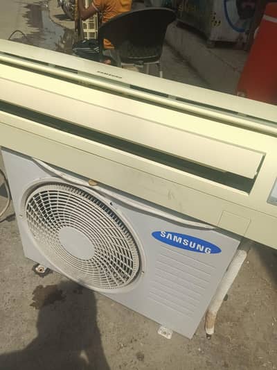 Samsung 1.5 ton none invtr new condition