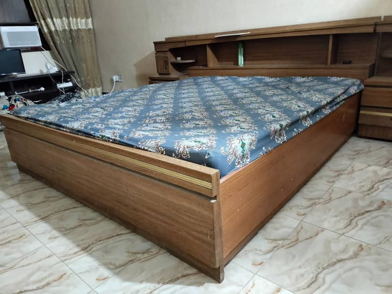Used Bed Set 0