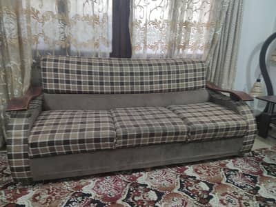 selling sofa set in minimal rate