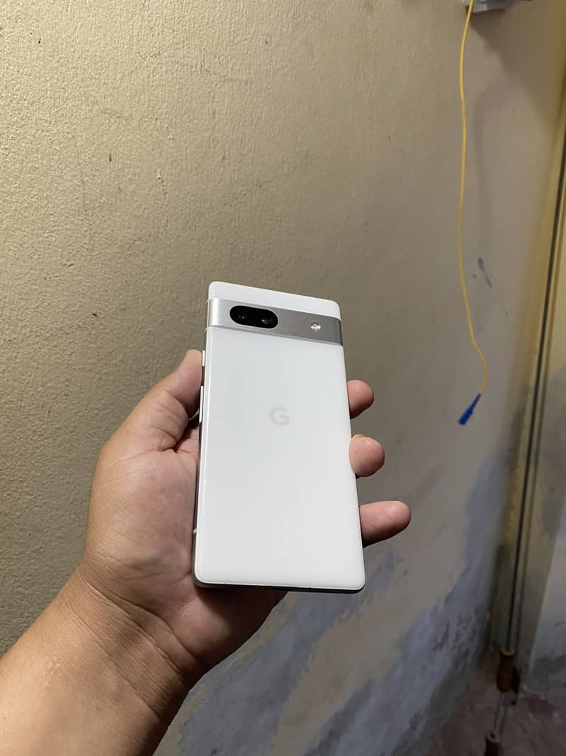 Google pixel 7a 3