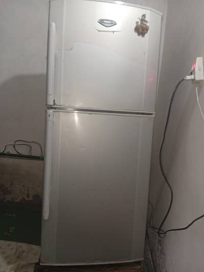 Haier fidge for sale condition 10by8