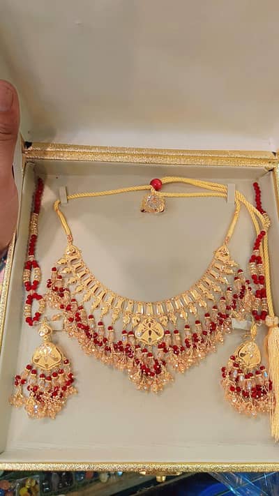 gold set necklace chain locket  21 karet