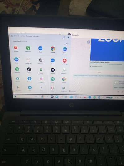 HP Chromebook good condition 4/32 Whatsapp 0308 4895676