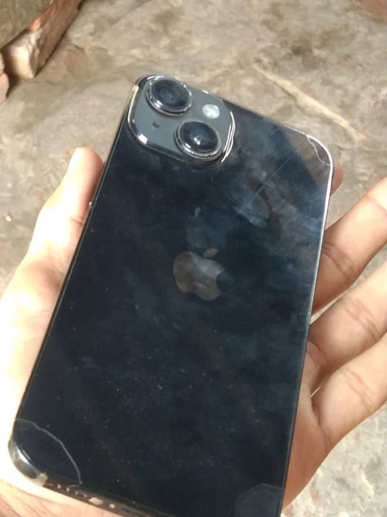 Apple iPhone 14 3