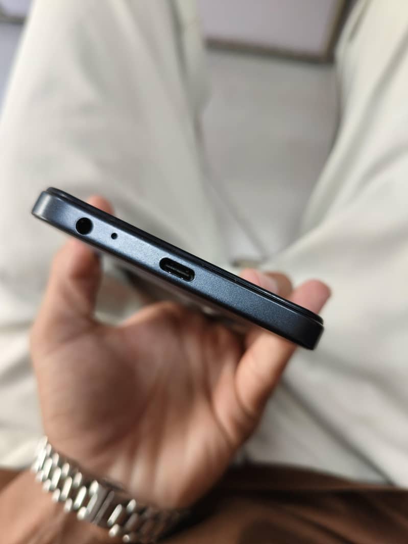 Tecno Spark Go e 5