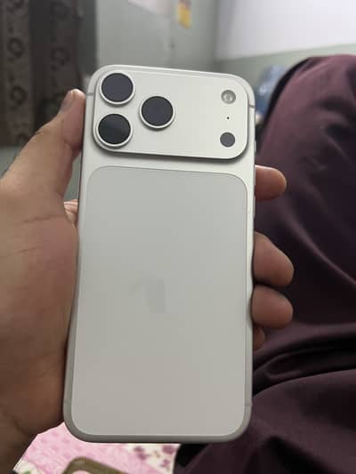 Apple iPhone 17 Pro Max JV