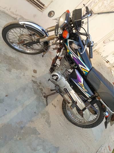 Honda 125 Model 2013 Good Condition Home use