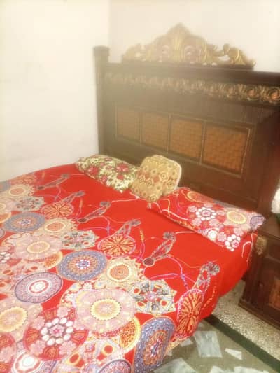 solid wood bed set