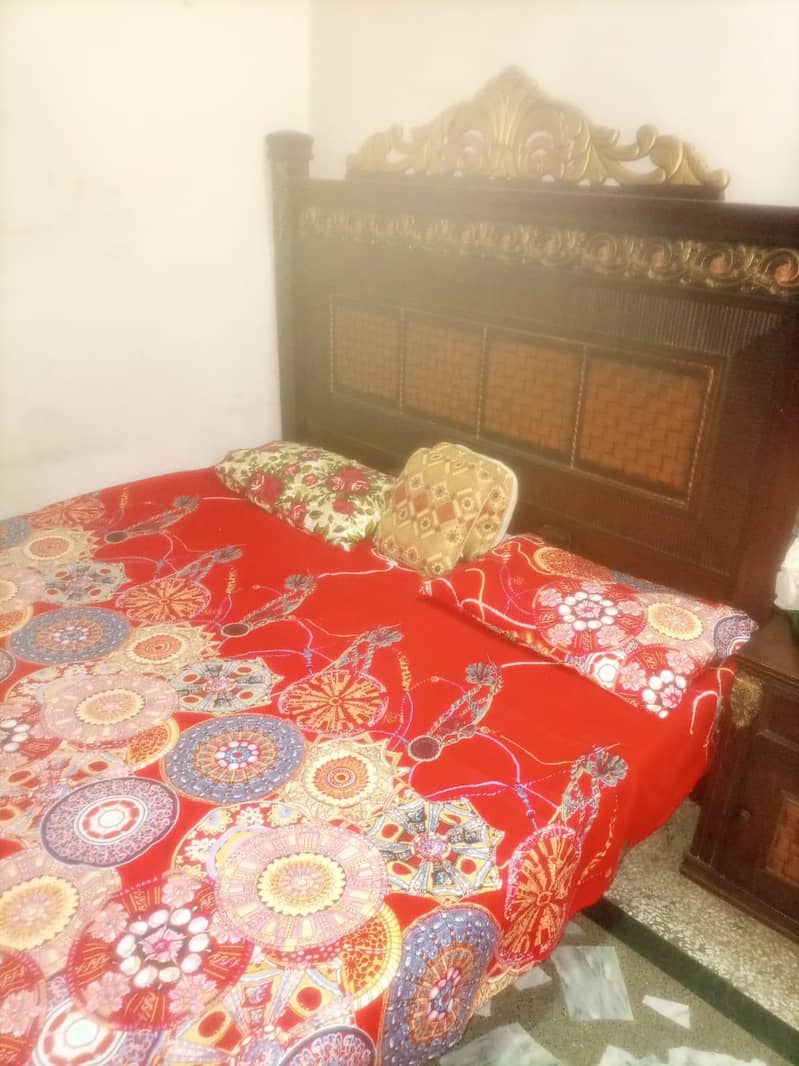 solid wood bed set 0