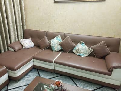 L shape 7 seater sofa with deewan