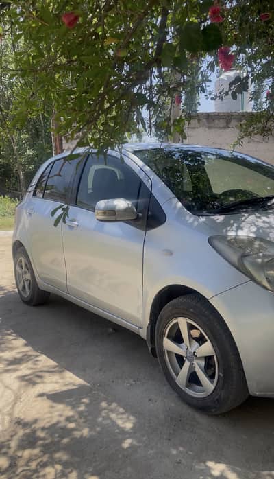 Toyota Vitz 2007