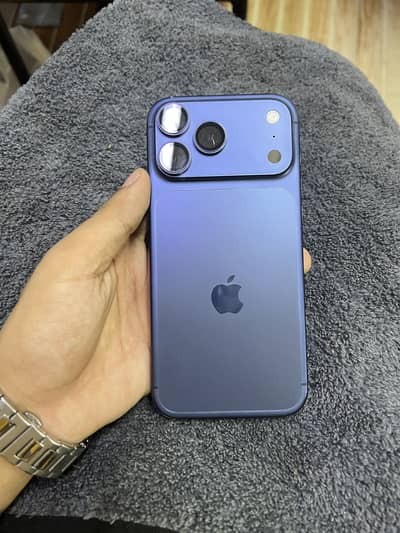 *iPhone 17 pro max -256GB - PTA Approved*