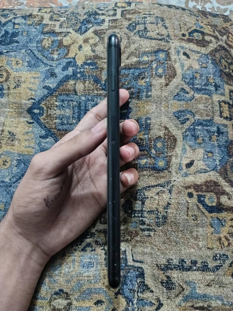 Apple iPhone 7 Plus 2